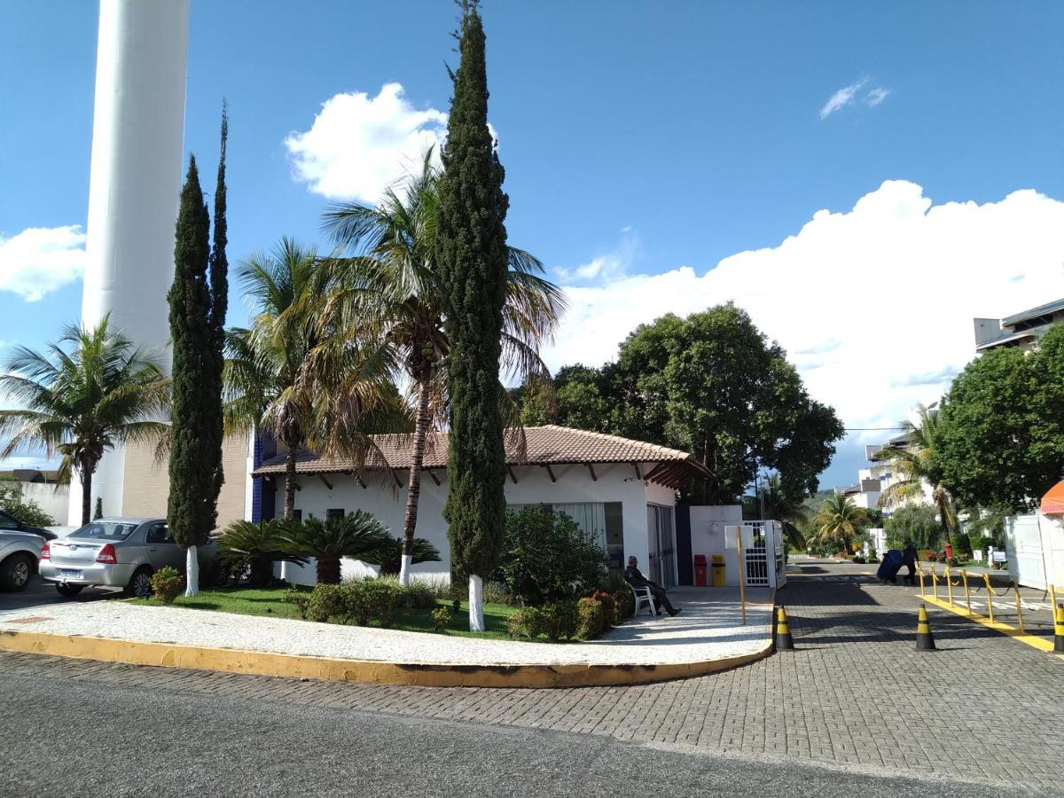 Lago Vista: Apartamento com Cozinha e Churrasqueira Privativa Caldas Novas Exterior photo