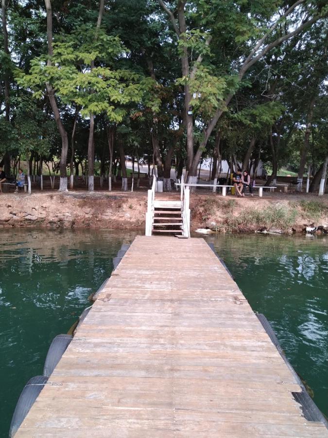 Lago Vista: Apartamento com Cozinha e Churrasqueira Privativa Caldas Novas Exterior photo